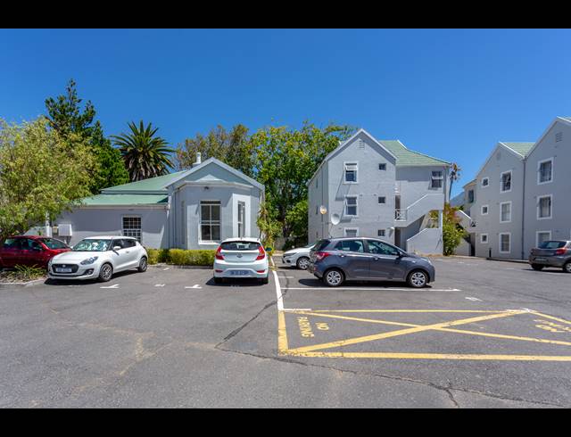 1 BEDROOM APARTMENT SOLD IN CLAREMONT